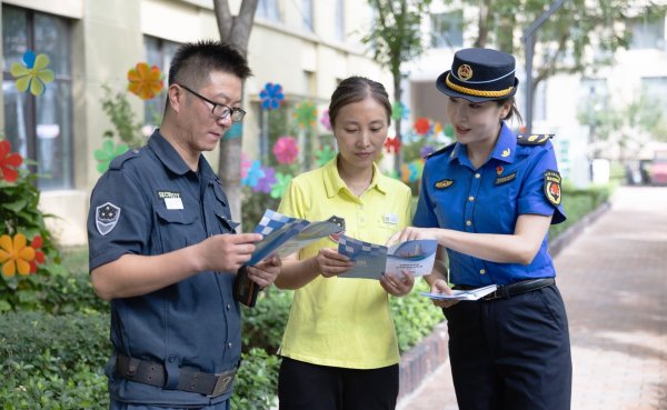巨人配资 济南102万个城市部件“持证上岗” 绘就“城市管理一张图”